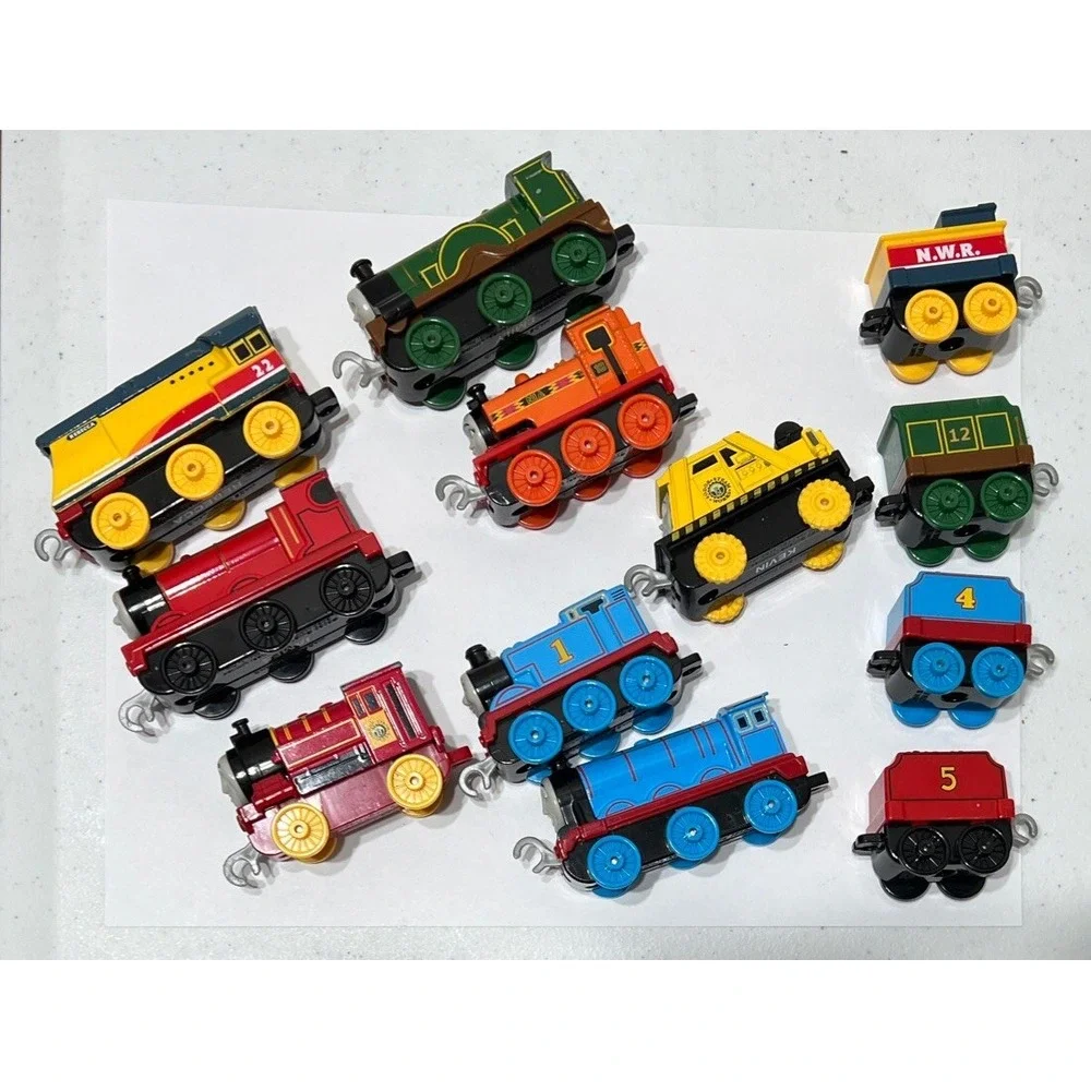 2020 Gullane Thomas Limited Mattel Mixed‎ Metal Plastic Train LOT 12 Pieces